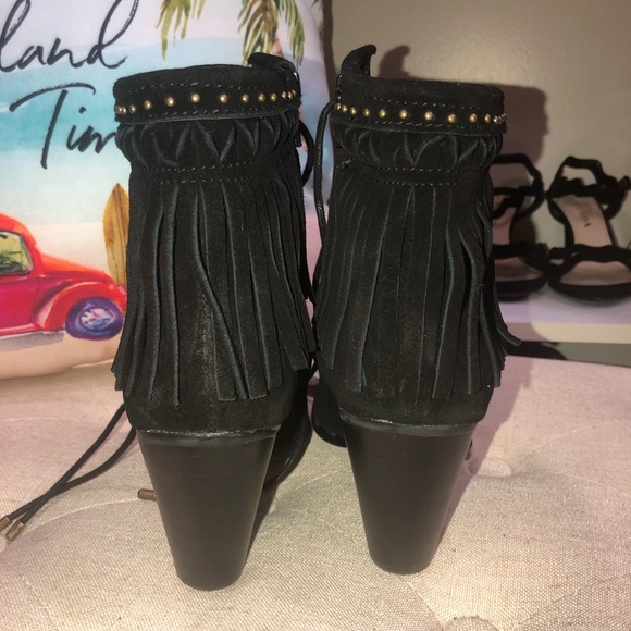 Gianni Bini  Bowyn Fringe Lace-Up Hiker Booties - Picture 6 of 11